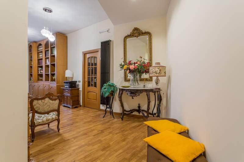 Alojamento de Acomodação e Pequeno-almoço Valla18 Roma