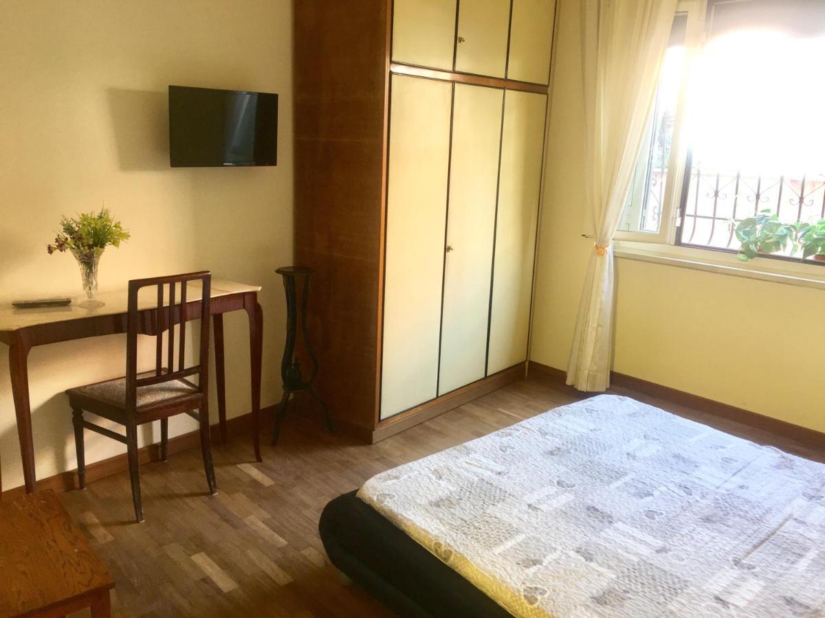 Alojamento de Acomodação e Pequeno-almoço Valla18 Roma